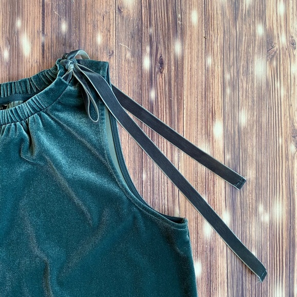 Ann Taylor top - Picture 2 of 3